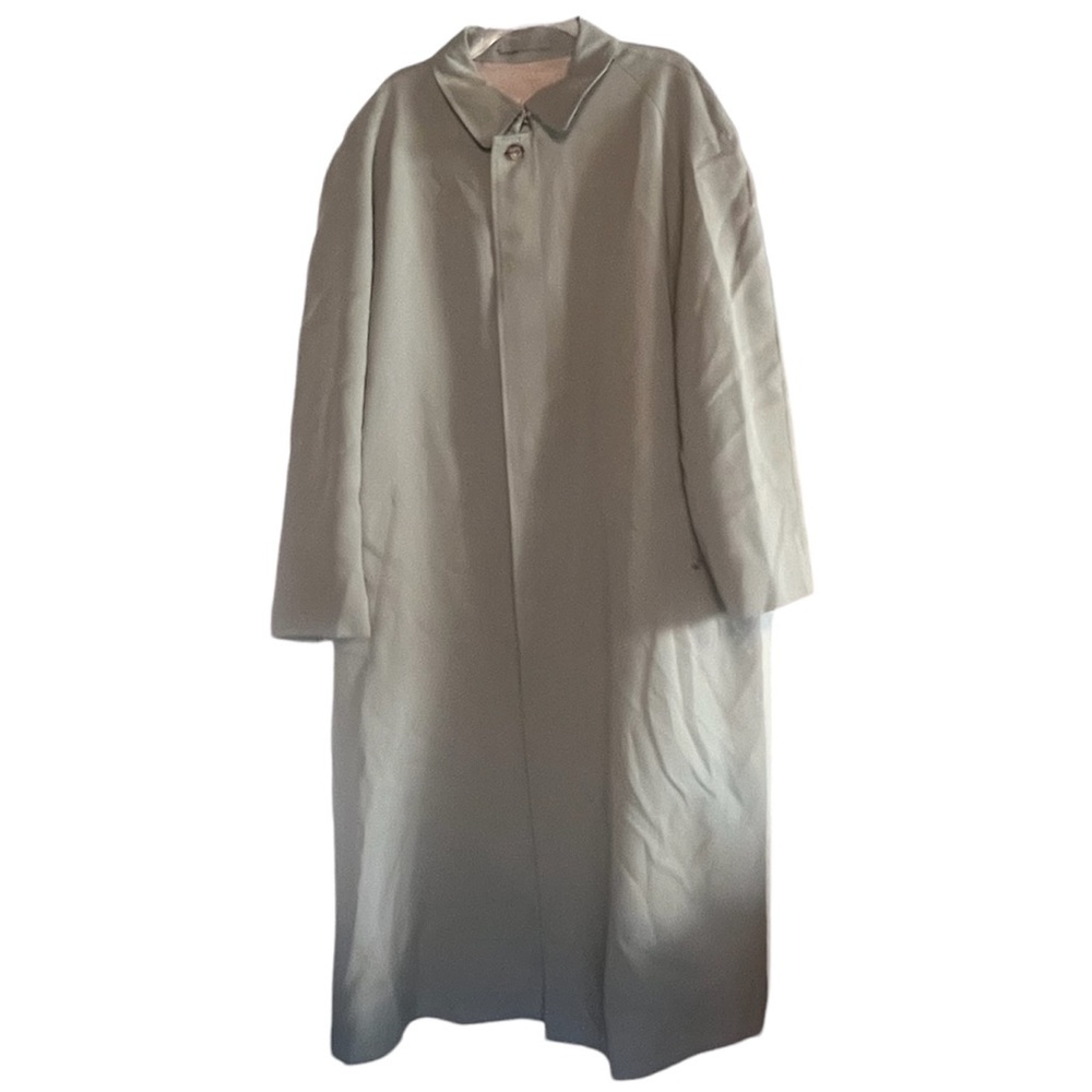 Burberry Trench Coat Men’s size 42L Tan